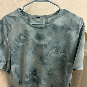 lululemon athletica Blue Tie-Dye Short Sleeve Tee